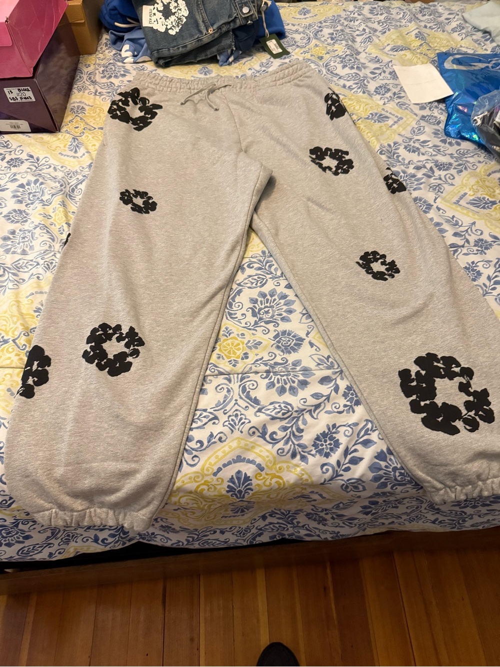 Denim Tears Cotton Wreath Men’s Gray Sweatpants - Comfortable Jogger Bottoms